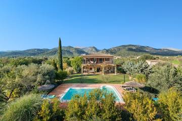 Finca in Selva, Mallorca Inselmitte für 8 