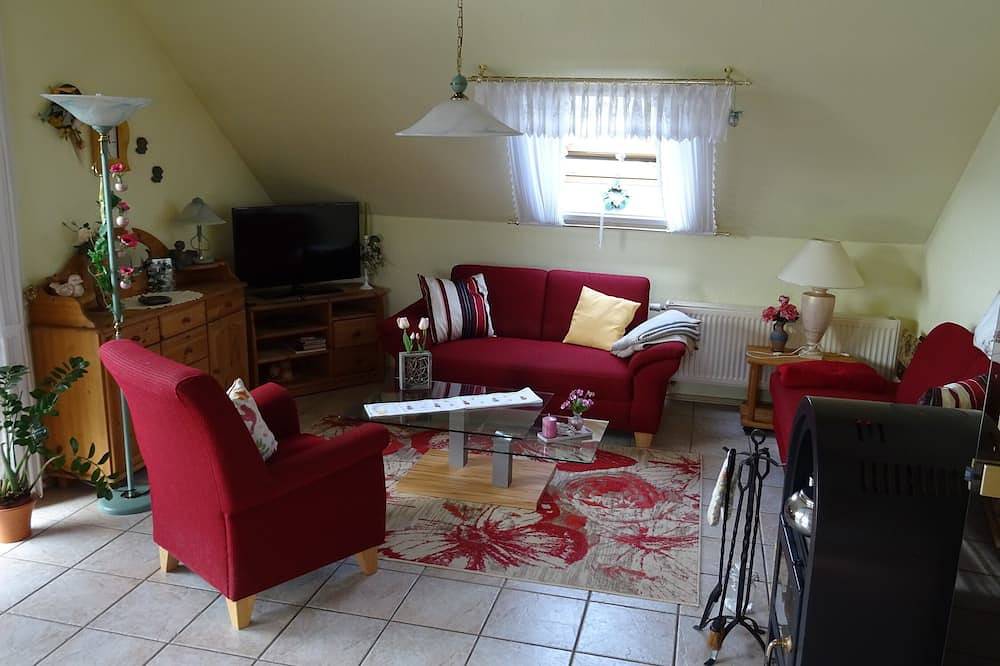 Ganze Wohnung, Ferienwohnung Haus Monika in Altenkirchen (Westerwald), Altenkirchen & Umgebung