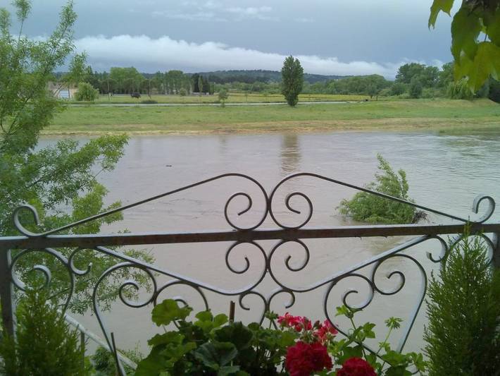 Location de vacances pour 3 personnes, avec Terrasse ainsi que Vue sur le lac et Vue à Trèbes