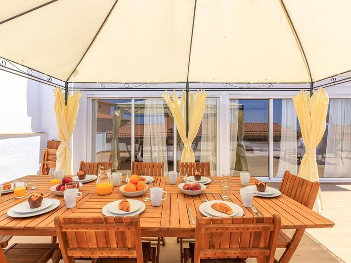 Entire holiday apartment, La Merced Penthouse 4Br 2Bt (Private Terrace) in Málaga Central District, Malaga