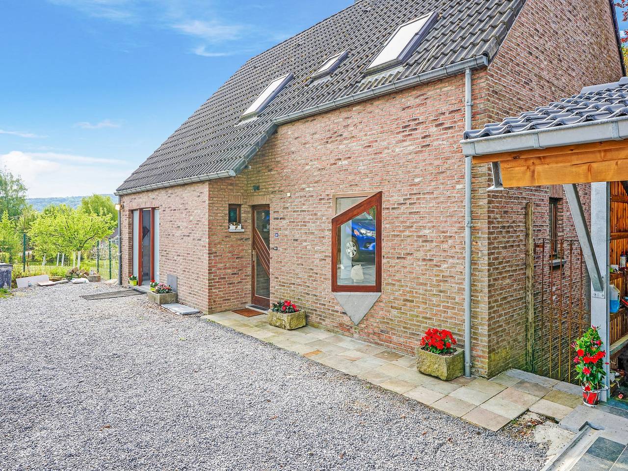 Scenic Cottage in Aywaille with Parking in Aywaille, Luik en omgeving