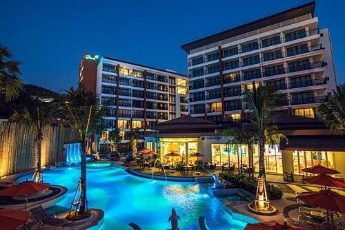 Appartement de vacances pour 2 personnes, avec piscine ainsi que jardin et vue