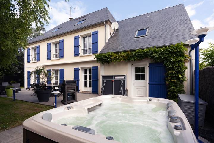 Maison de vacances pour 10 personnes, avec terrasse ainsi que jardin et jacuzzi - 1