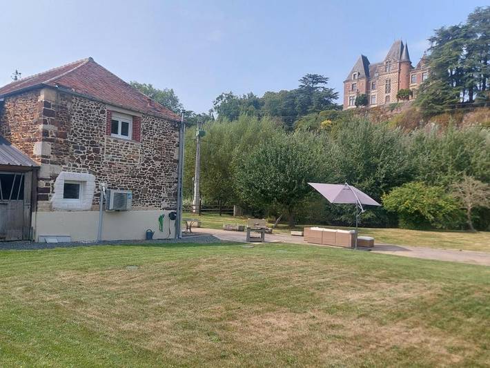 Location de vacances pour 10 personnes, avec terrasse ainsi que jardin et vue, animaux acceptés dans Monts Sur Orne - 3