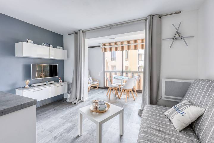 Gîte pour 4 personnes, avec piscine dans La Coudoulière - 3