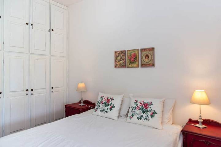 Charming Cretan House, Bougainvillea in Lasithi