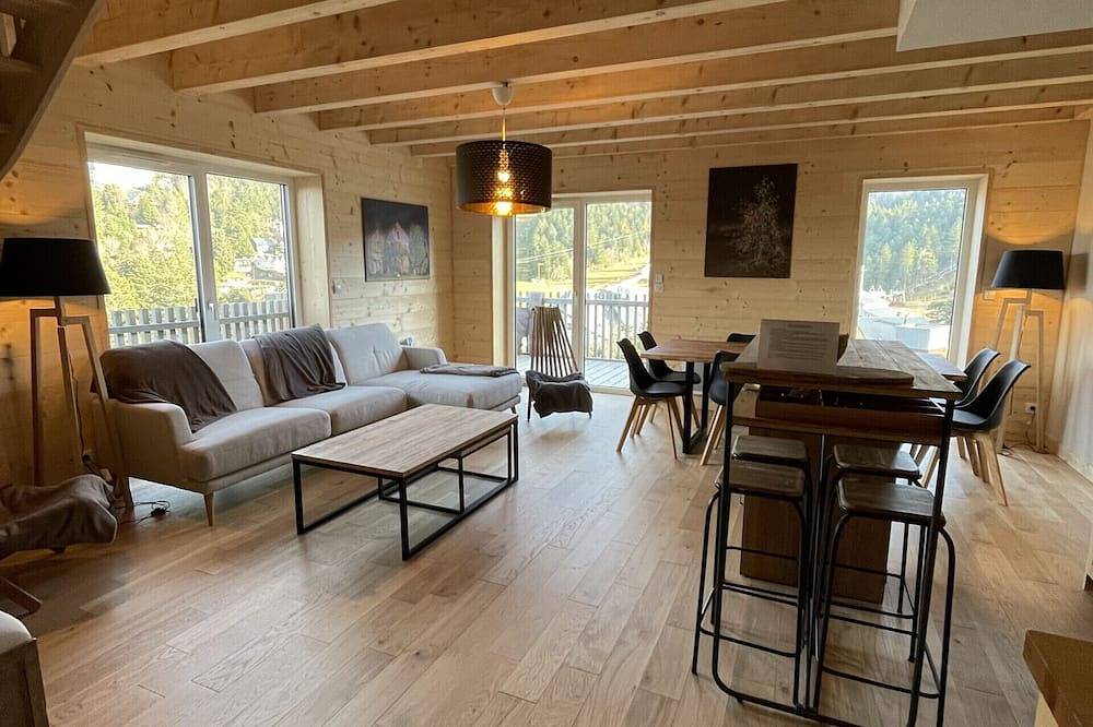Appartement entier, Triplex - Rdc les Ecrins in Le Lioran, Laveissière