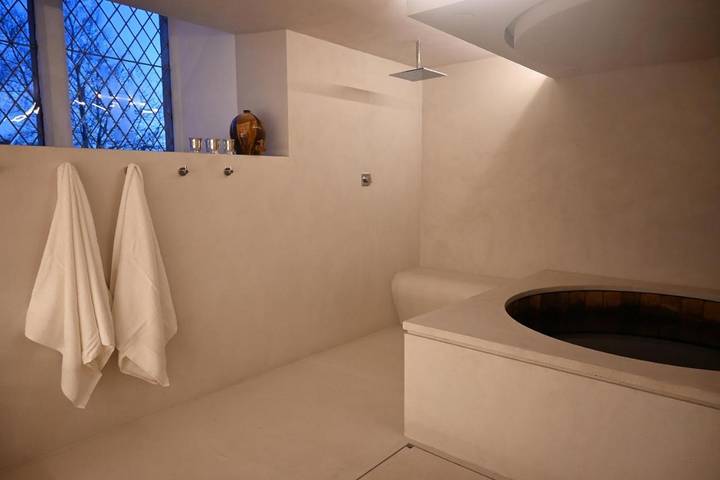 Gîte pour 4 personnes, avec jardin ainsi que jacuzzi et sauna à Stirling - 4