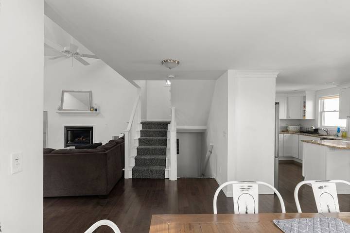 Vacation house for 10 people, with balcony in Long Island