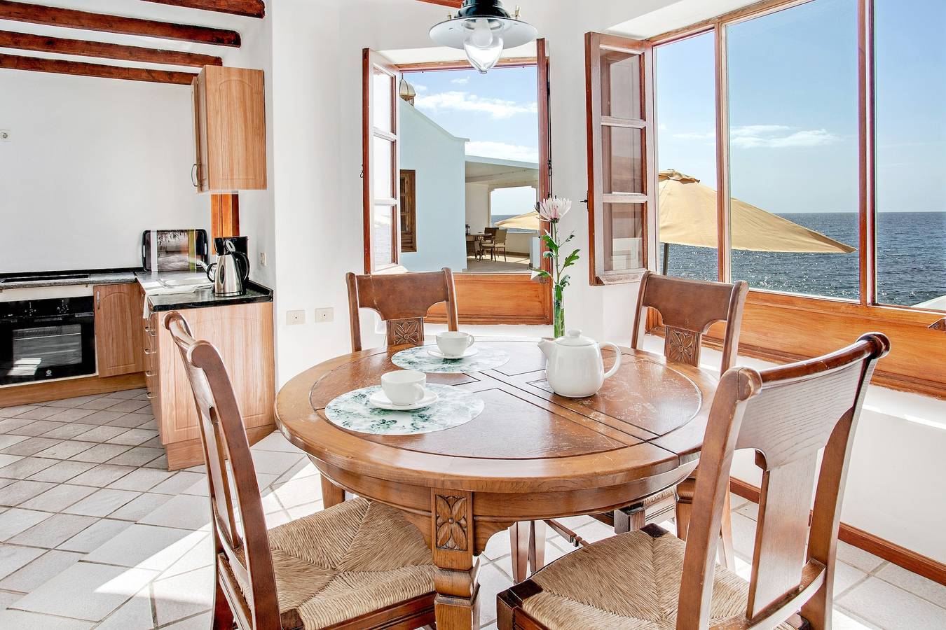 Spectaculaire Villa el Pescador met Wi-Fi, terrassen en zwembad, foto 11