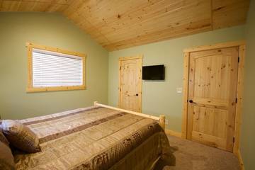 Vacation Home for 6 Guests in Bijou Park, South Lake Tahoe, Picture 3
