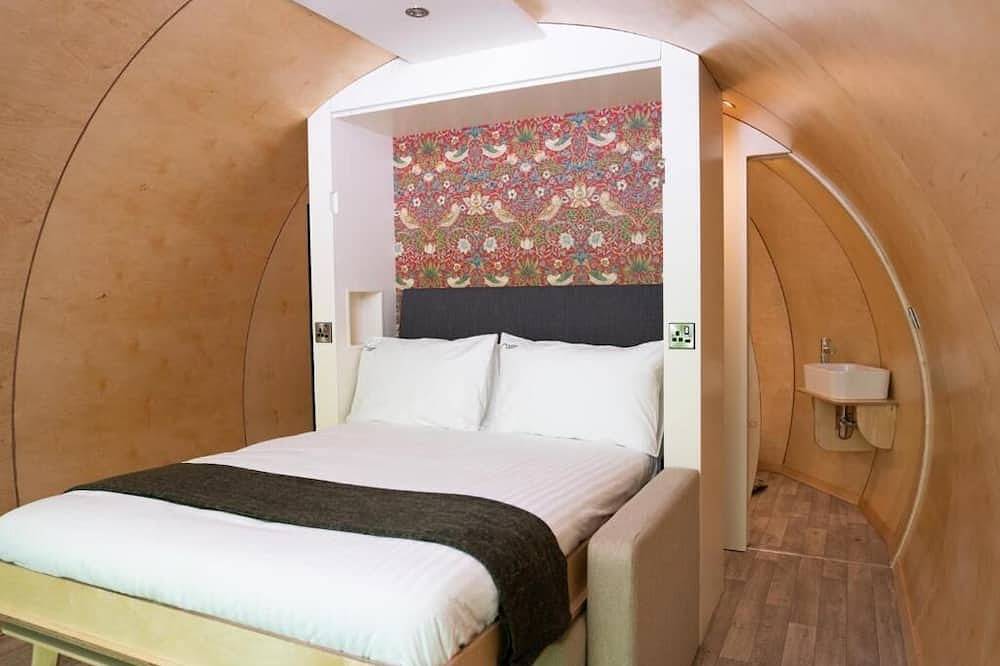 Luxury glamping pods with stunning views of the Scottish Highlands. in Stirling region