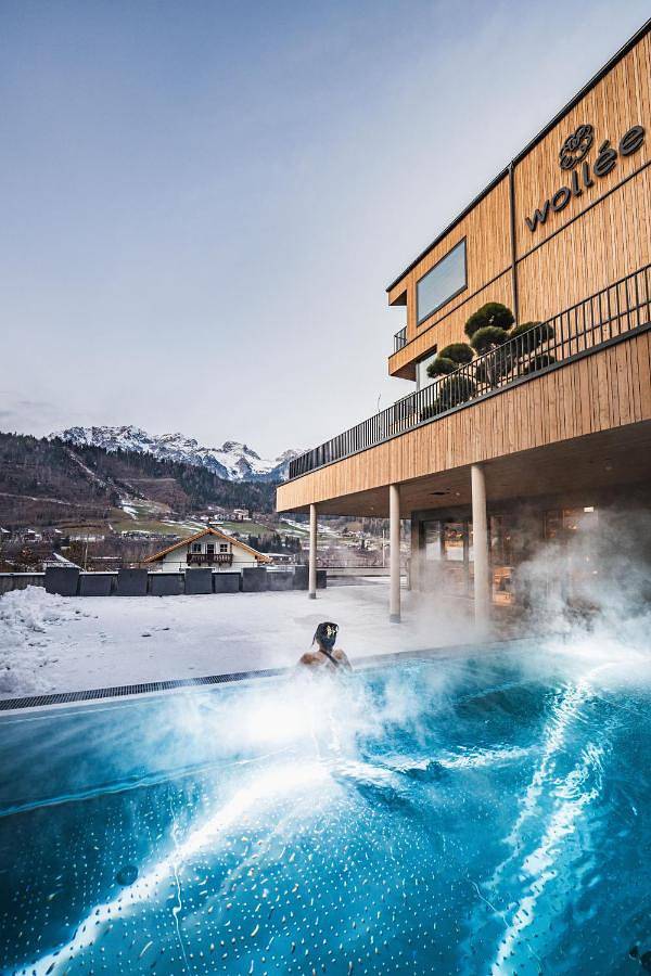 Hôtel pour 3 personnes, avec Balcon et Terrasse ainsi que Jardin et Piscine