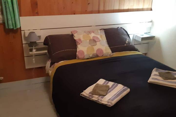 Gîte pour 4 personnes, avec jardin et jacuzzi, animaux acceptés à Lannilis - 2