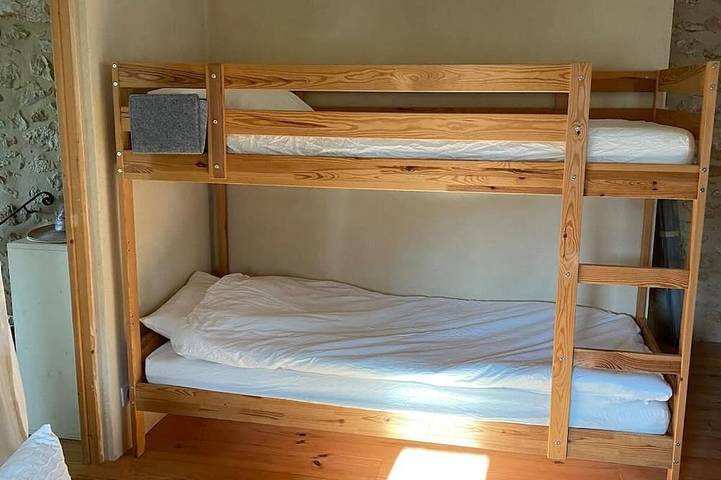 Location de vacances pour 6 personnes, avec terrasse et jardin, animaux acceptés à La Capelle-et-Masmolène - 3