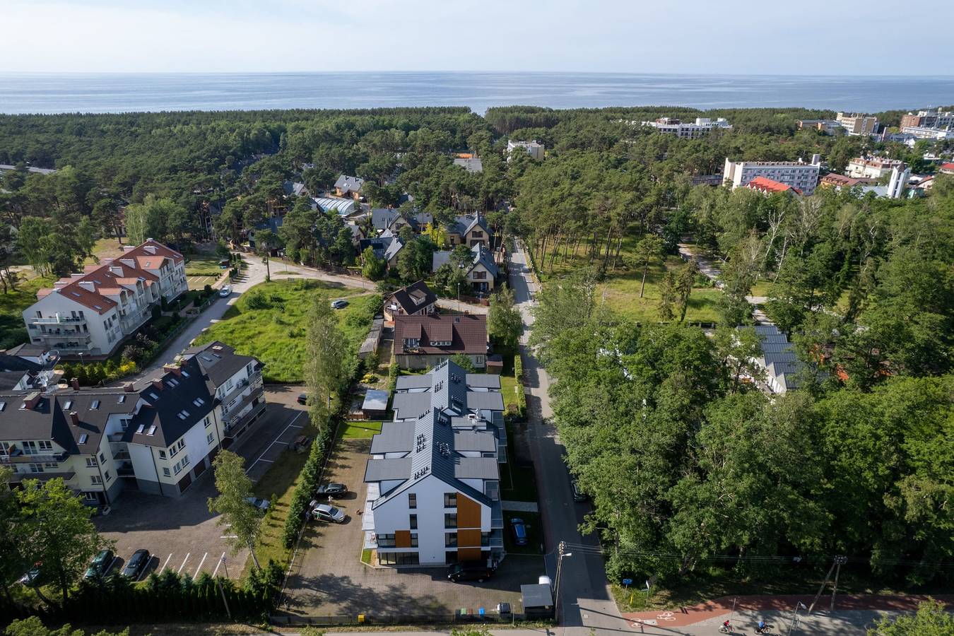 Ganze Wohnung, Stylish Apartment | Jacuzzi in the Building | Close to the Beach in Międzywodzie, Wollin