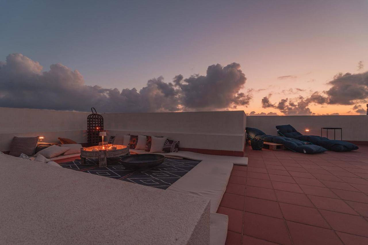Villa Elisa, jacuzzi & sunset terrace in Favignana