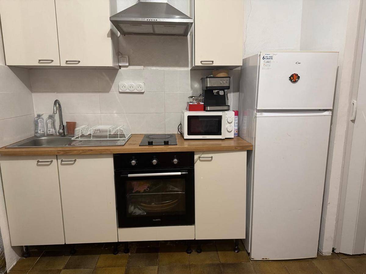 Appartement entier, One-Bedroom Apartment in Étouars, Parc naturel régional Périgord-Limousin