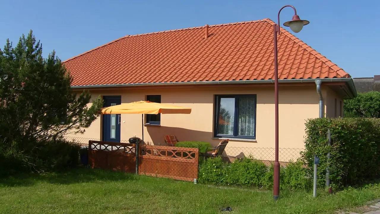 Ferienhaus für 3 Personen (48 m²) in Lancken-Granitz (Rügen) in Lancken-Granitz, Rügen