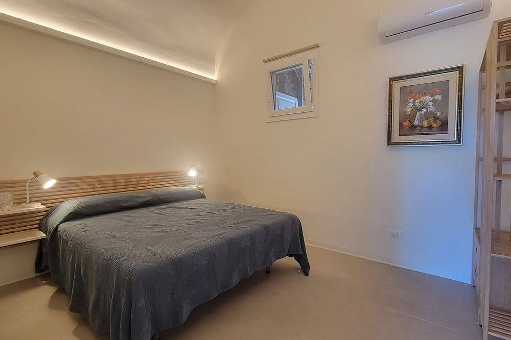 Ganze Wohnung, The Carob Tree - Columns in Procida, Neapel Provinz