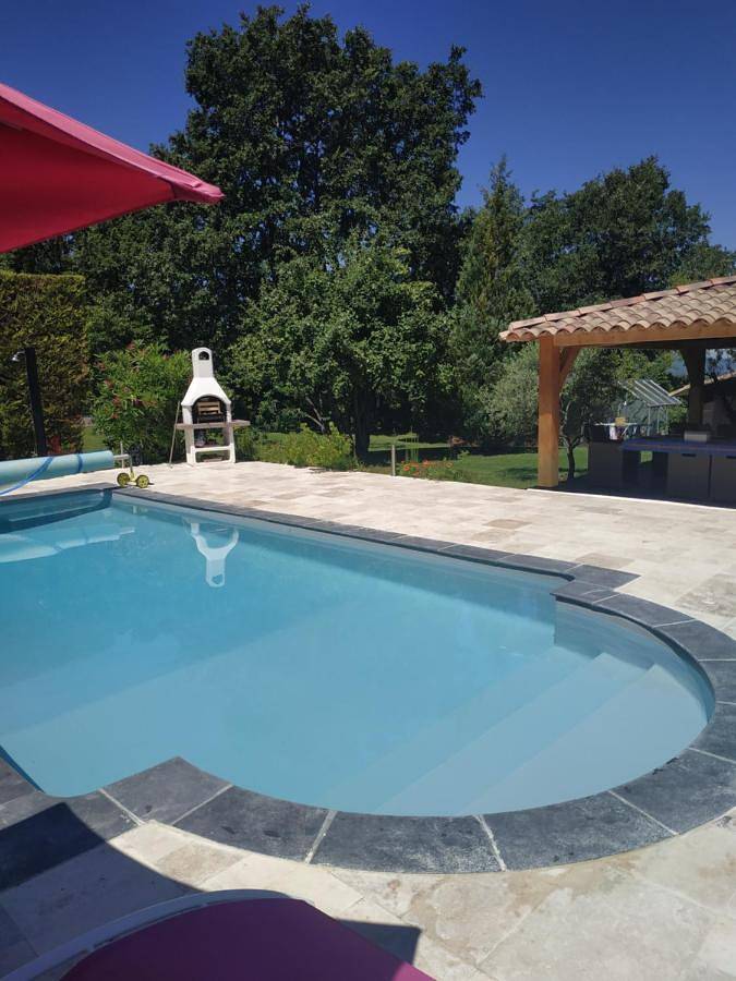 Chalet para 6 personas, con vistas además de jardín y piscina, Se admiten mascotas - 1