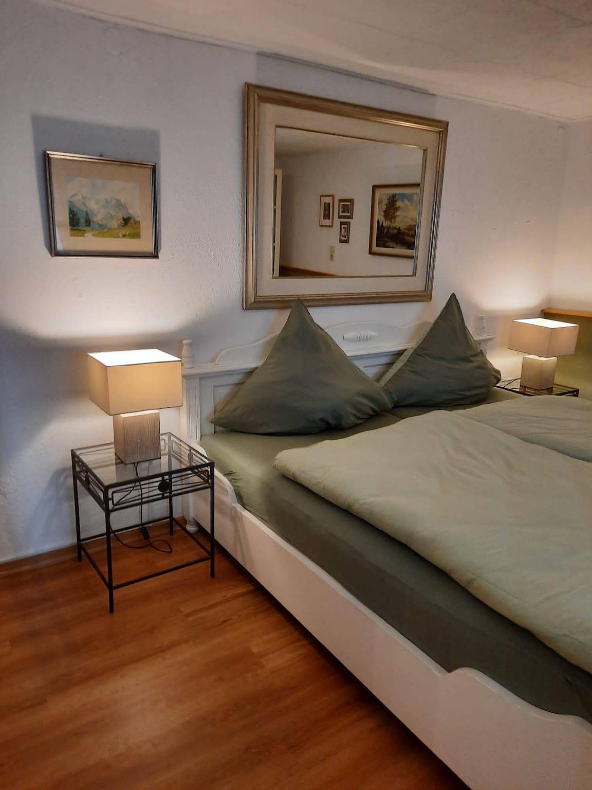 Ganze Ferienwohnung, 1 Doppelbett Wohnung mit Schlafsofa in Pottum, Westerburg & Umgebung