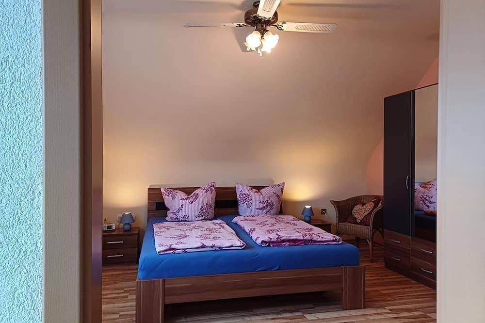 Ganze Wohnung, Ferienwohnung Seitert - gemütliche Ferienwohnung mit Balkon in Merzig, Saar-Nahe-Bergland