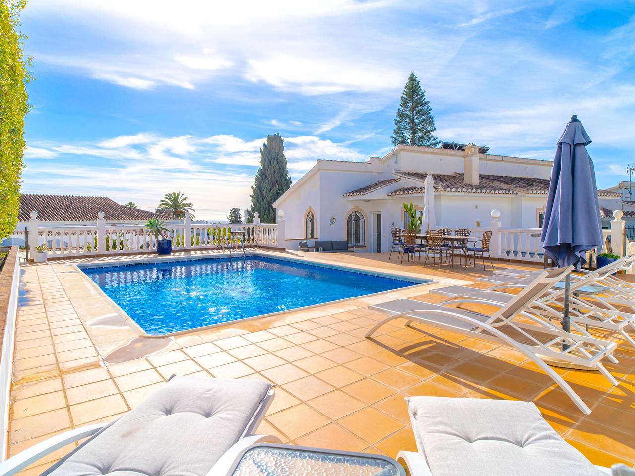 Chalet para 12 Personas en Playa de Burriana, Nerja