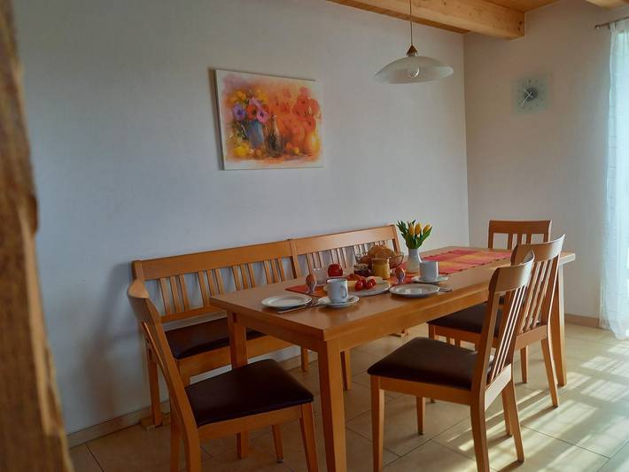 Ferienwohnung für 4 Personen, mit Terrasse und Pool sowie Garten - 1