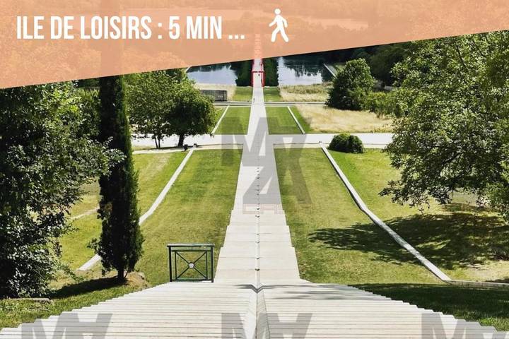 Gîte pour 8 personnes, avec vue, animaux acceptés à Cergy - 4