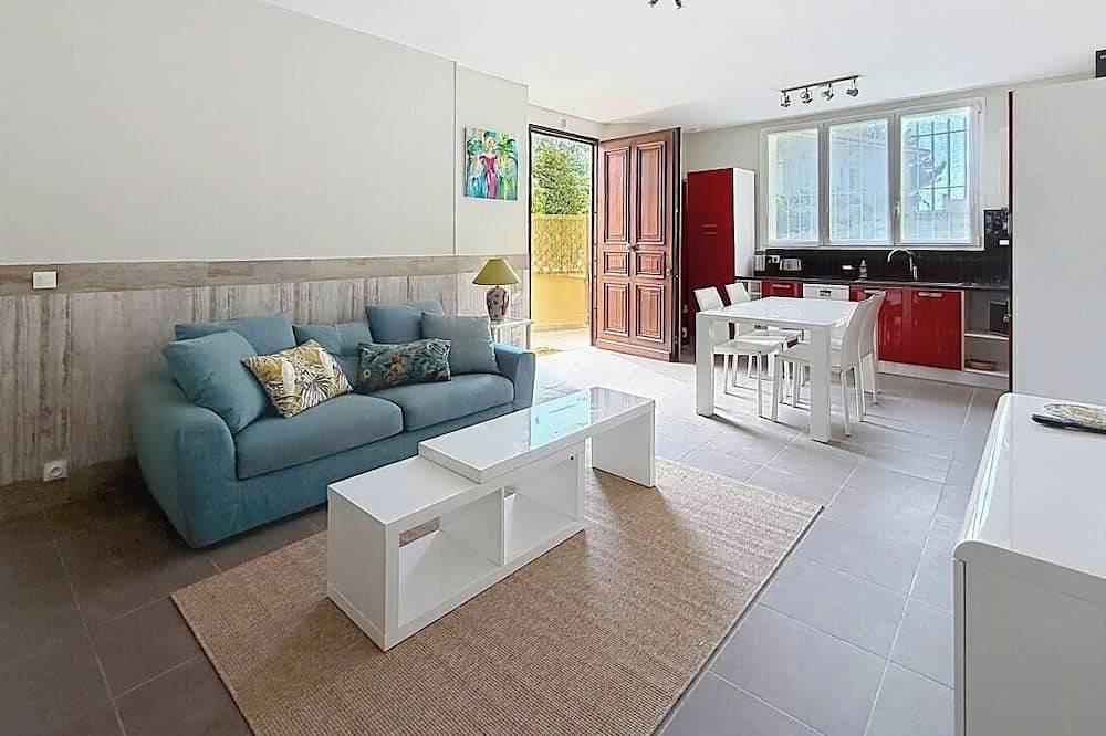 Apartamento entero, Apartment with terrace cap d'ail - near Monaco and Beaches in Cap-d'Ail, Costa mediterránea (Francia)