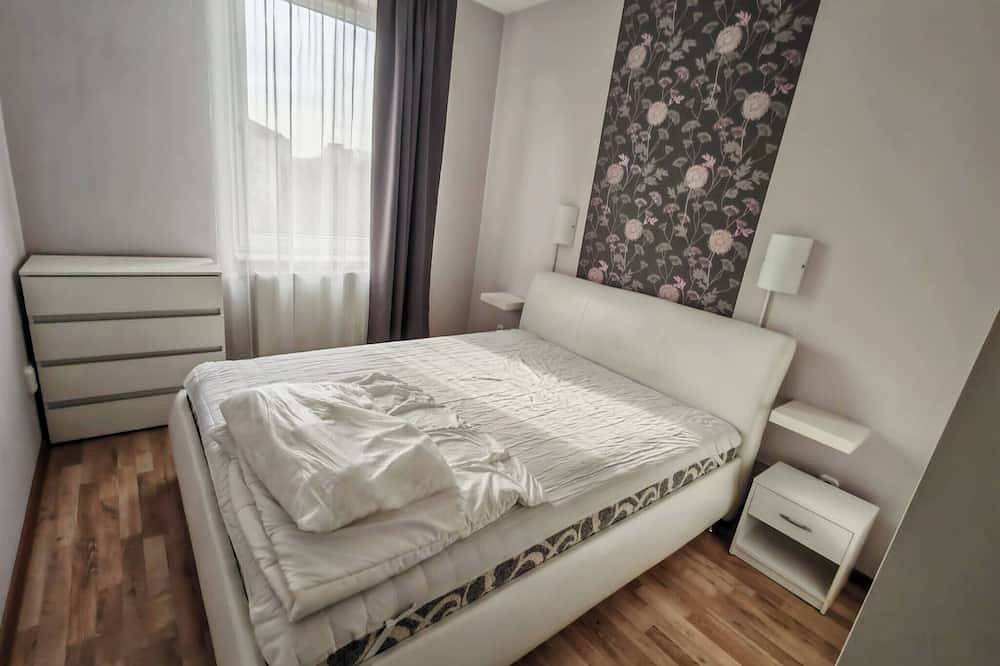 Ganze Wohnung, Domby Apartment mit Balkon in Ketschkemet, Kecskeméti járás