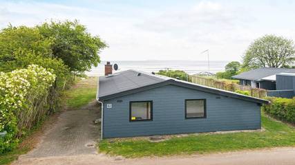Ferienhaus für 6 Personen, mit Ausblick und Terrasse sowie Sauna in Binderup Strand