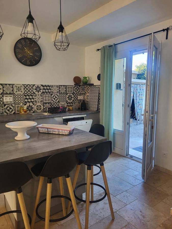 Maison Briali avec Jacuzzi espace détente in Aubignan, Vaucluse
