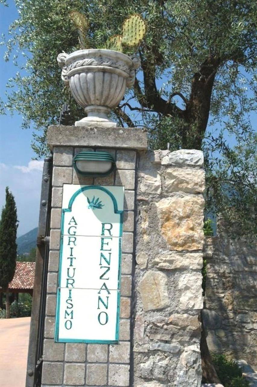 Geheel appartement, Agriturismo Renzano garden apartments in Salò, Garda Bergen