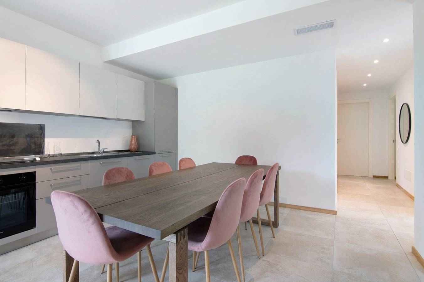 Ganze Wohnung, Ferienwohnung 'La Villa del Lago in Giardino' mit Meerblick, Wlan und Klimaanlage in Spiaggia di Piona, Colico