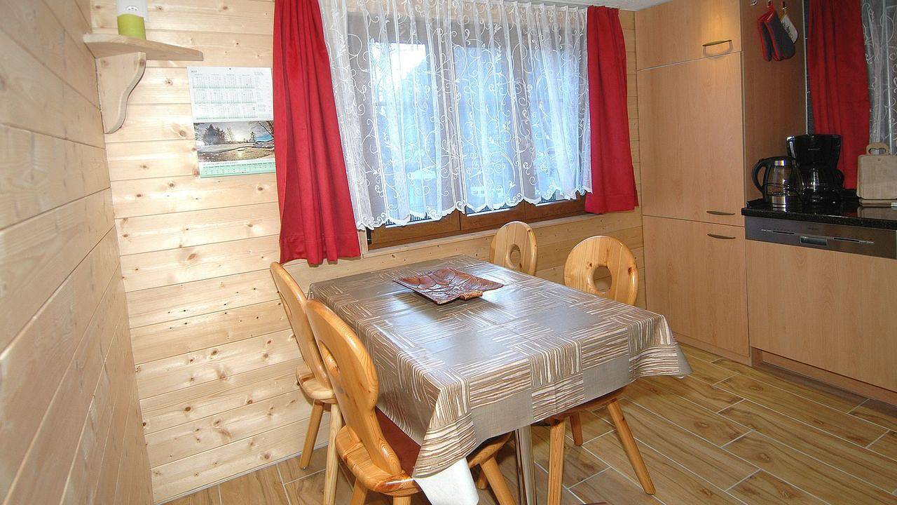 Ganze Ferienwohnung, Ferienwohnung für 3 Personen (40 m²) in Blatten bei Naters in Naters, Brig