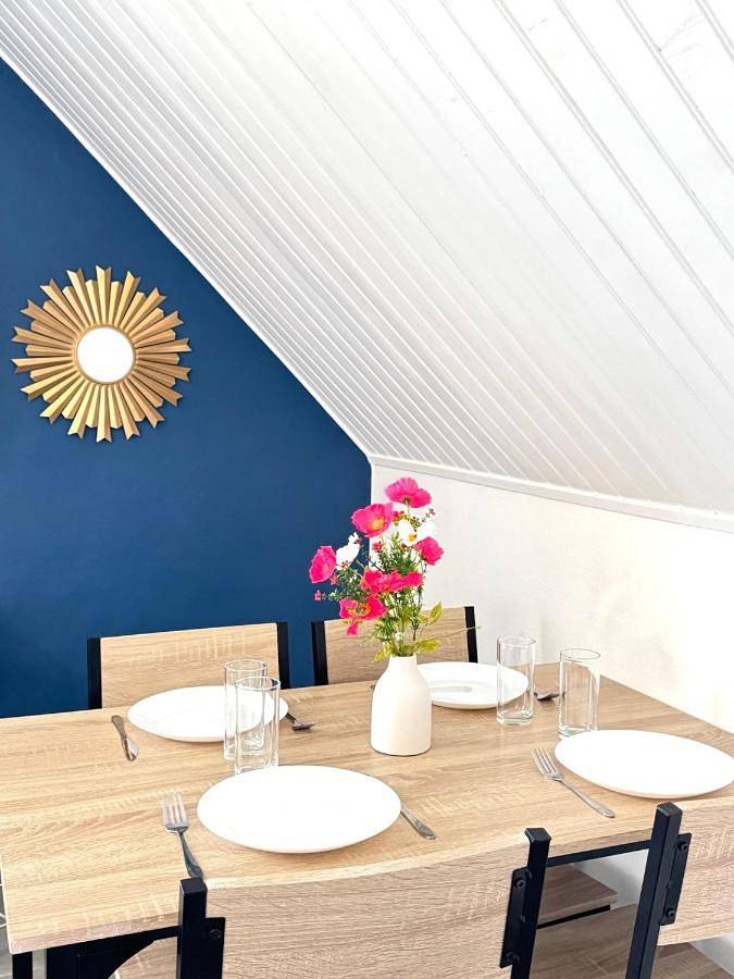 Appartement entier, Appartement Platanes 6 - Proche Disney - Parking Gratuit - Meaux in Meaux, Seine-et-Marne
