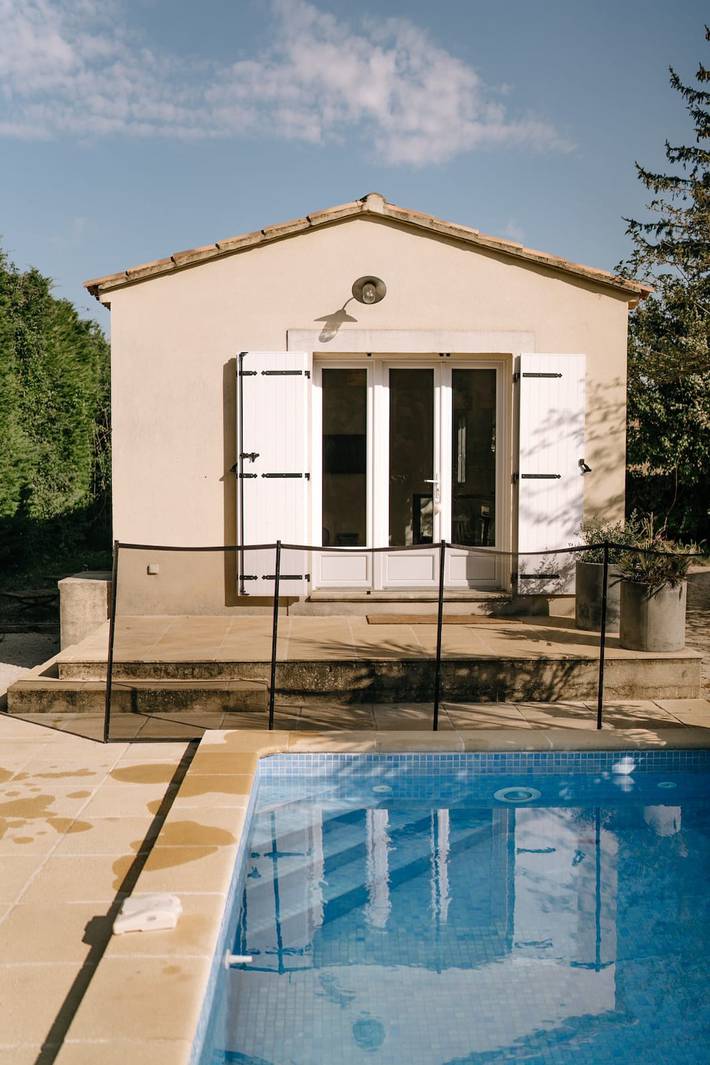 Ferienhaus für 4 Personen, mit Garten und Pool sowie Terrasse, kinderfreundlich