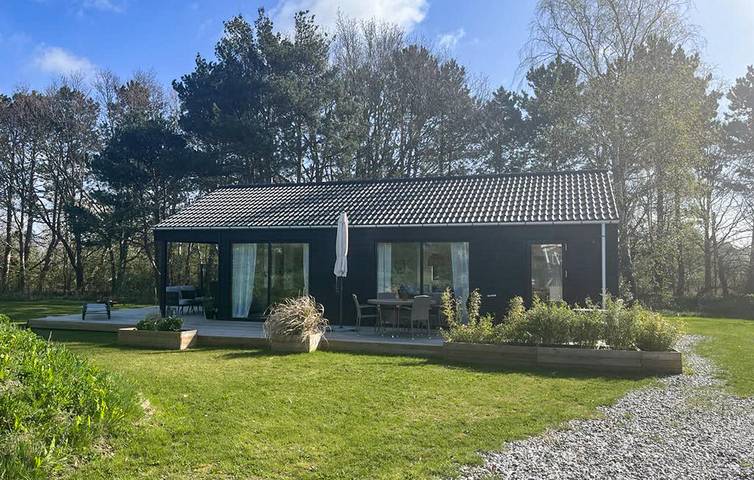 Ferienhaus für 6 Personen, mit Terrasse und Garten