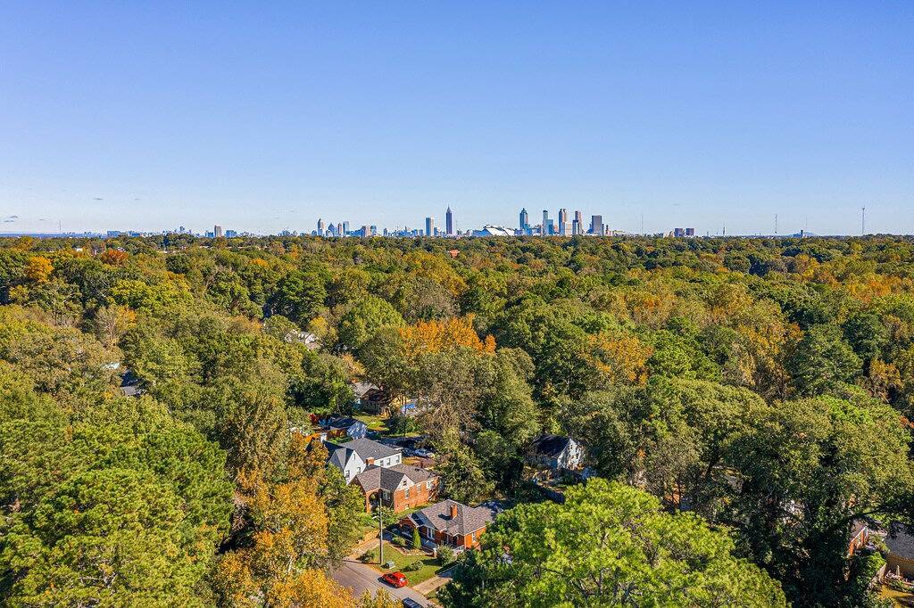 Minutes from Downtown-Modern Atlanta Craftsman Ultimate Get-Away Home in Atlanta, Fulton County