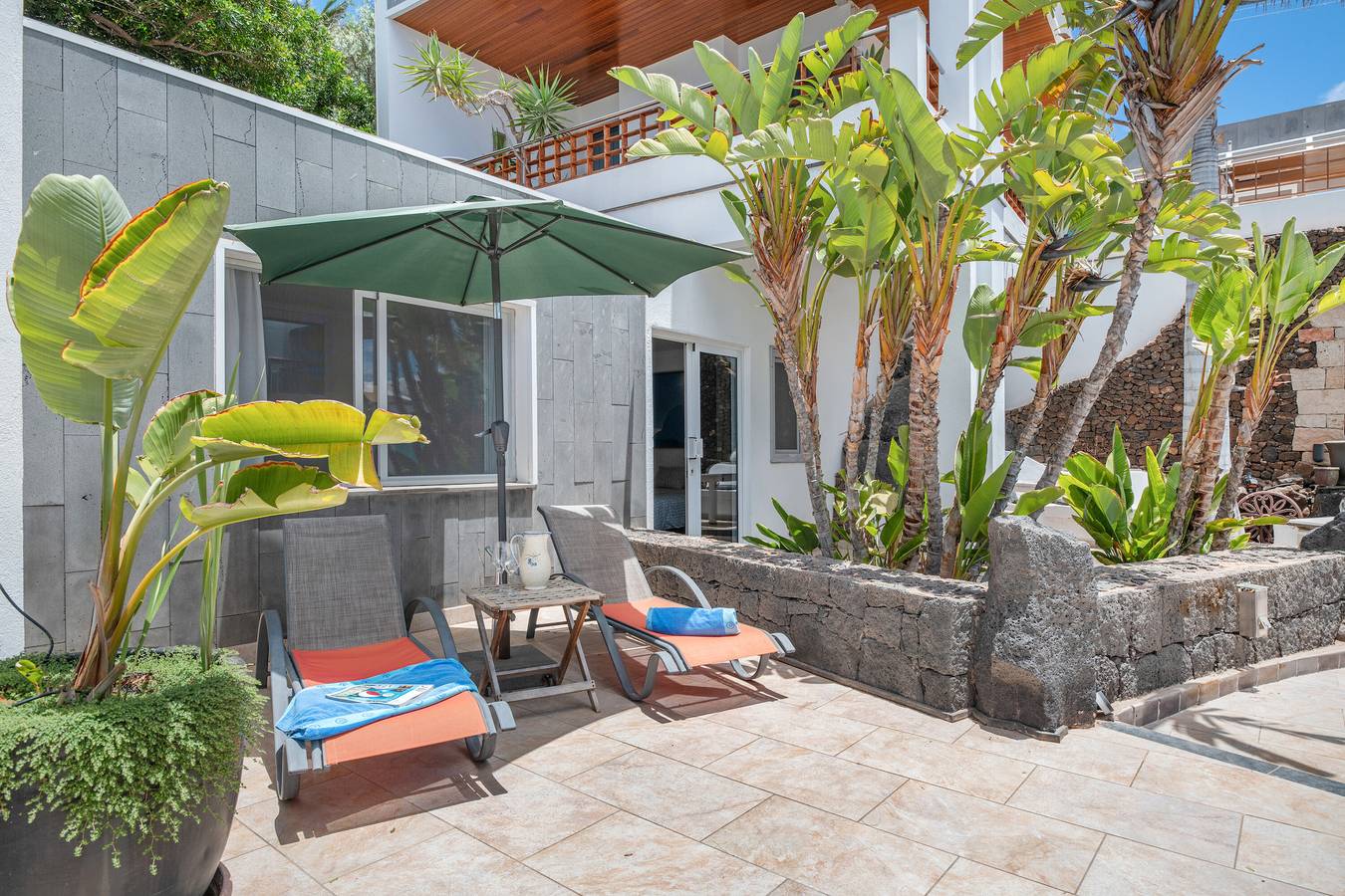 Ferienhaus 'Bianca Cactus' mit Meerblick, privater Terrasse und Wlan in Las Breñas, Yaiza