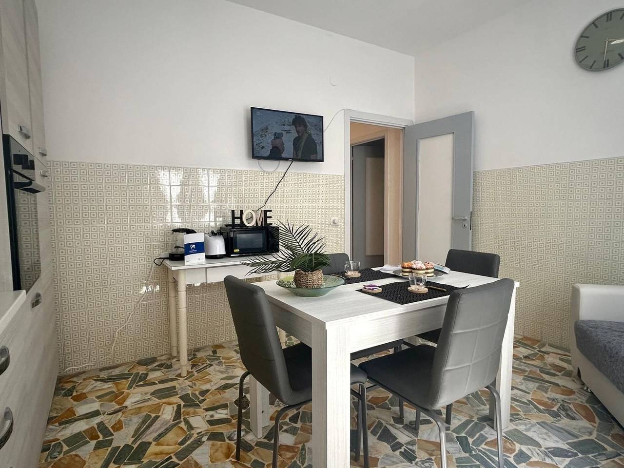 Ganze Wohnung, Blue Beach by Holiday World in Albisola Capo, Albisola Superiore