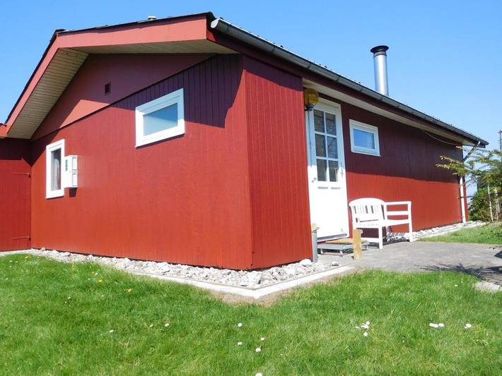 Ferienhaus für 8 Personen, mit Whirlpool und Terrasse sowie Garten und Sauna