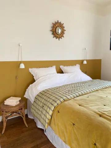 Gîte pour 2 personnes, avec vue et jardin à Le Vésinet