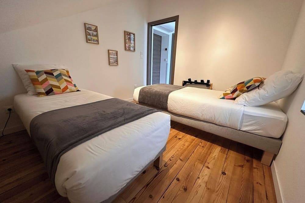 Ganze Wohnung, Le rocher des Costes in Le Puy-en-Velay, Haute-Loire