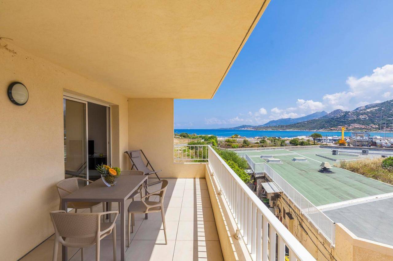 Apartment with Sea View in Sant Ambroggio, Lumio