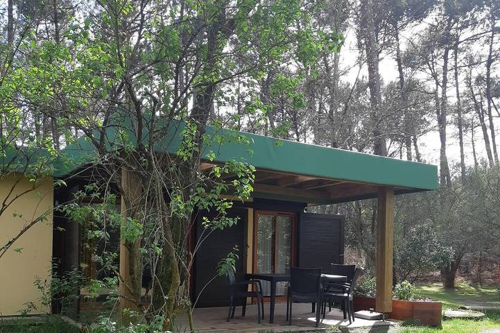 Casa de vacaciones para 4 personas, con piscina además de jardín y jacuzzi, Se admiten mascotas - 1