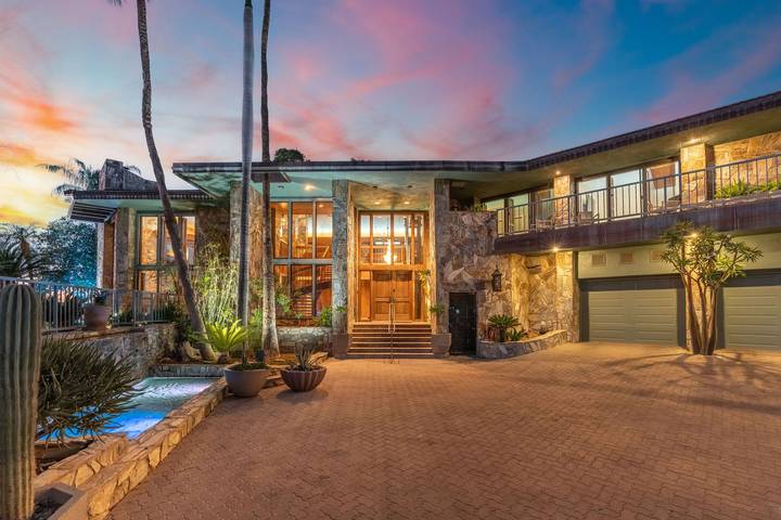 Villa for 16 people, with terrace and yard in Arizona
