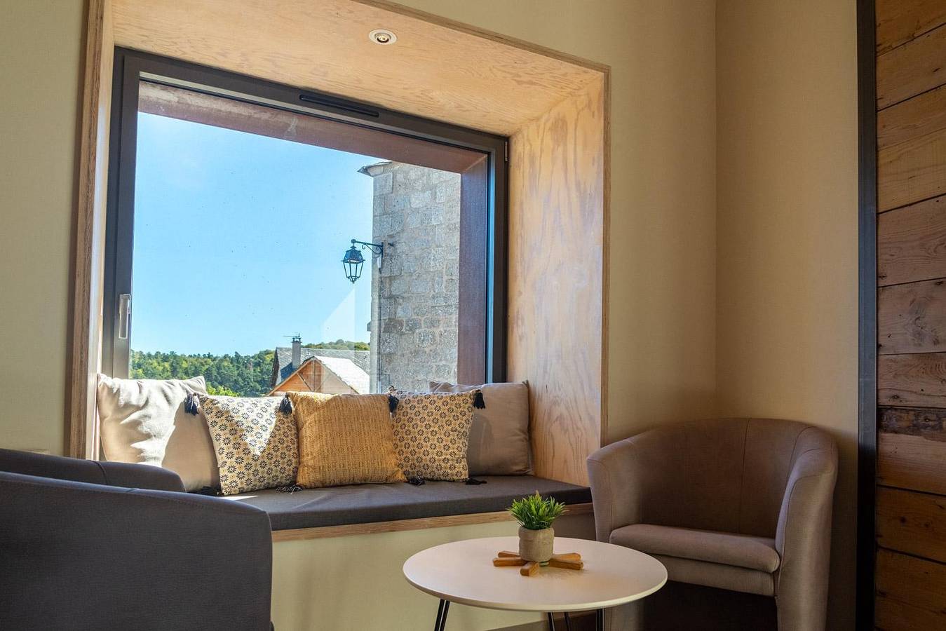 Apartamento vacacional entero, La Grange Commeyras à Saint Laurent de Muret in Saint-Laurent-de-Muret, Región de Mende